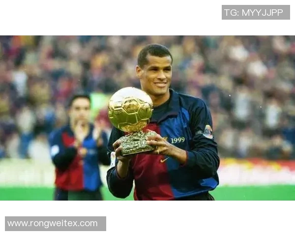 女生们的足球明星猜想大挑战谁能一眼识破真正的球场传奇