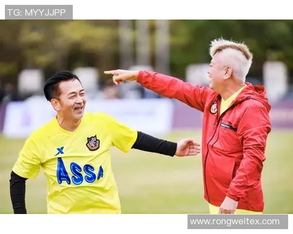 知名足球明星积极参与慈善事业的捐款活动盘点